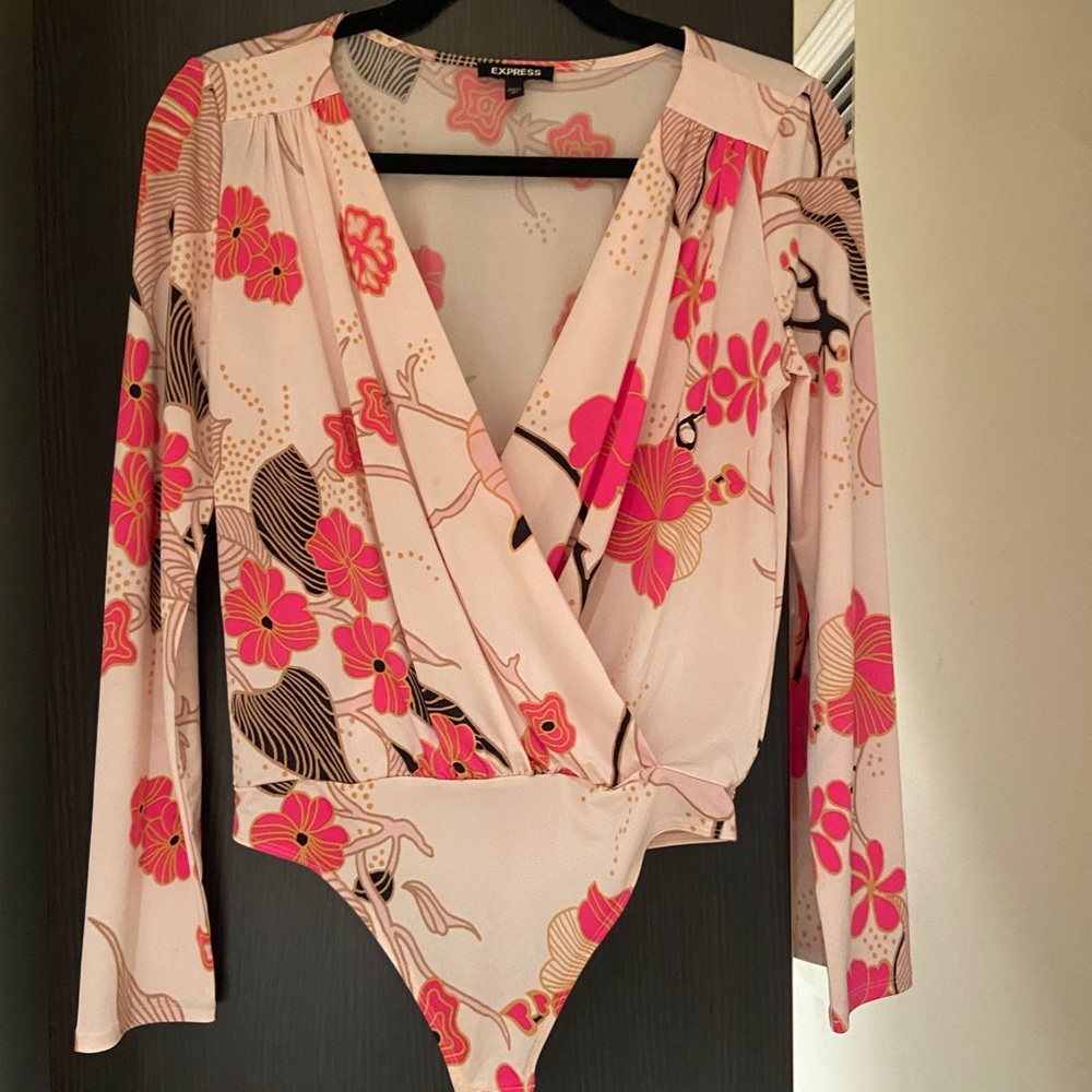 Express front wrap pink floral bodysuit
